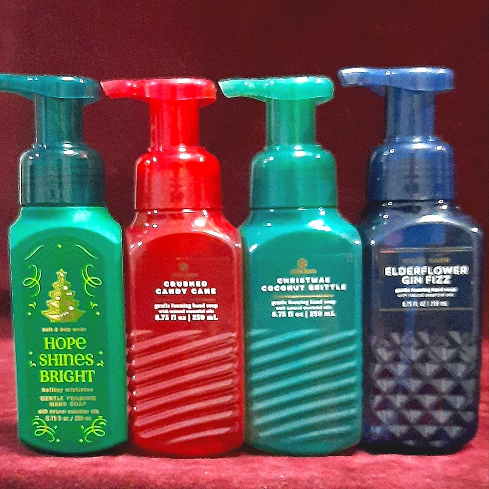 Bath and Body Works Winter Foam Soaps Bundle/4! ❄️